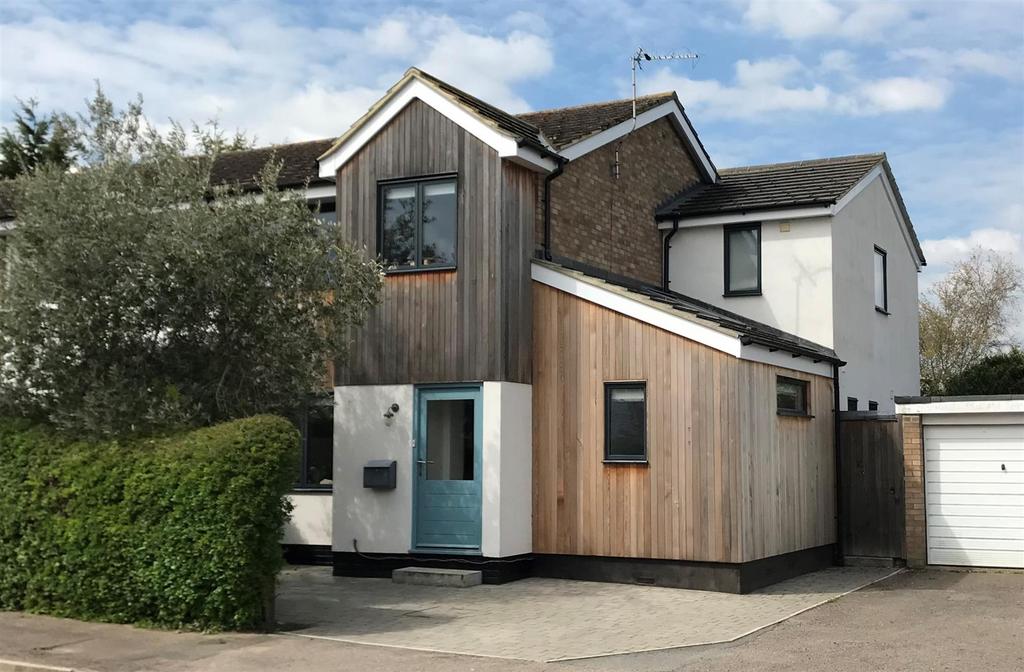 Bunyan Close, Pirton, Hitchin 4 bed end of terrace house for sale £