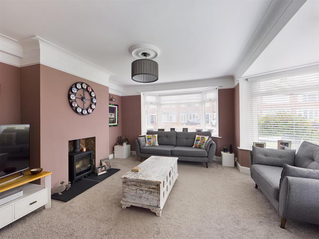 Neasdon Crescent, Tynemouth 4 bed semidetached house £430,000