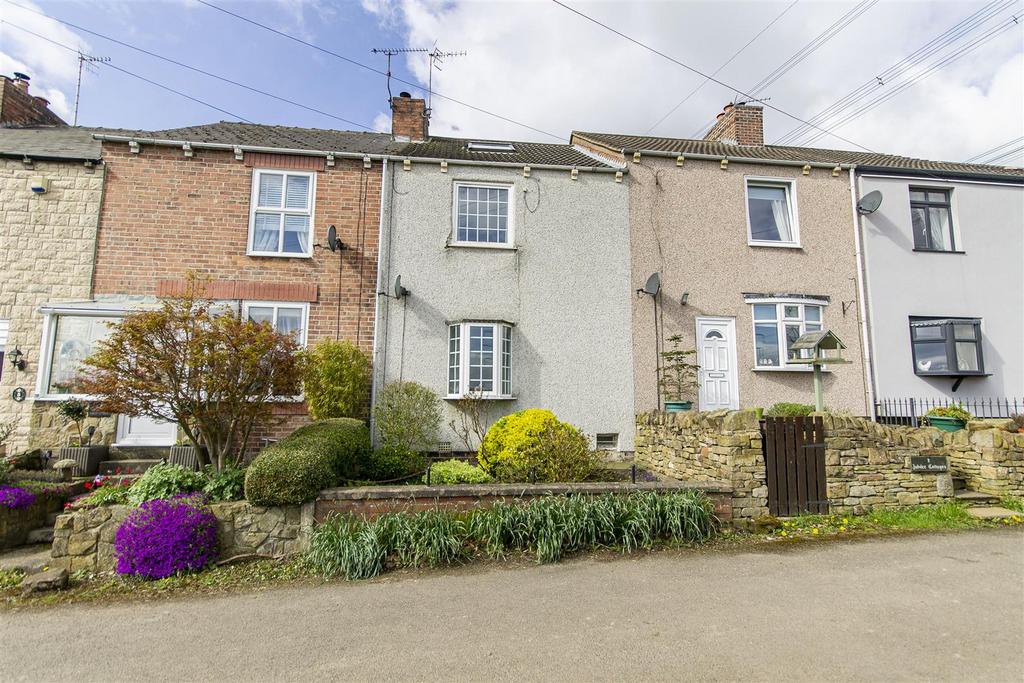 Dark Lane, Calow, Chesterfield 2 bed terraced house for sale £130,000