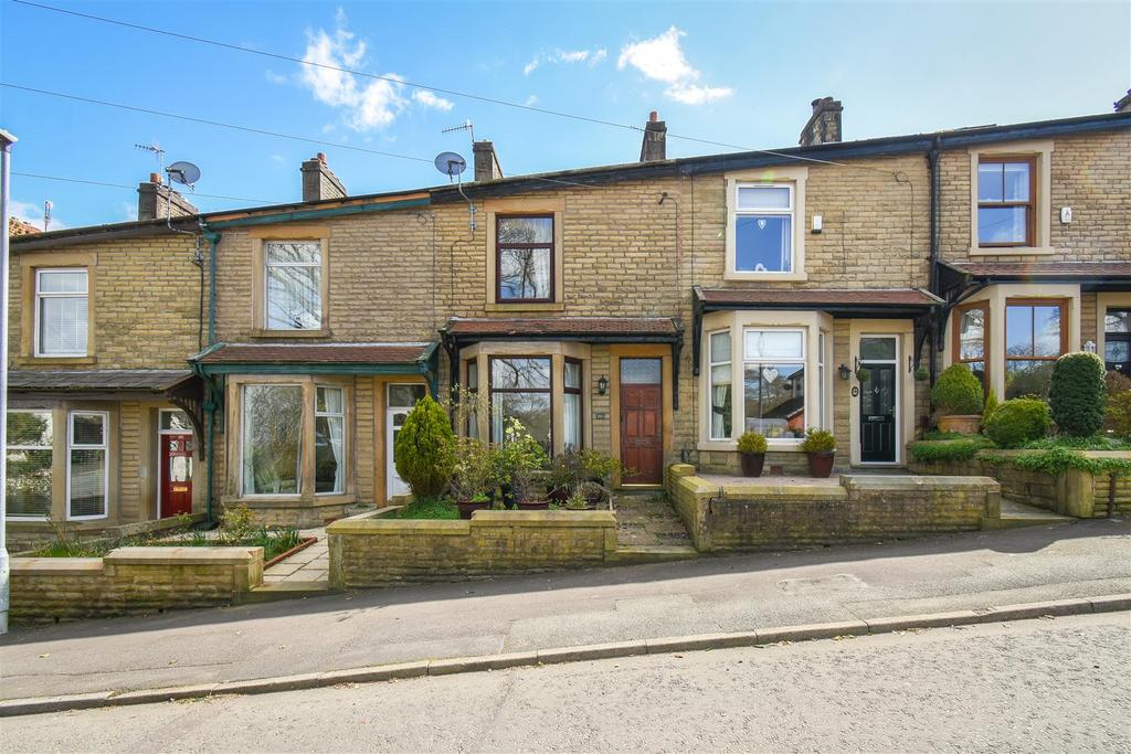 Earnsdale Road, Darwen 2 bed terraced house for sale £130,000