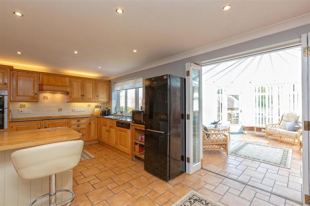 Ravelston, 7 St. Andrews Close, Hope Bowdler, Church Stretton, SY6 7EN