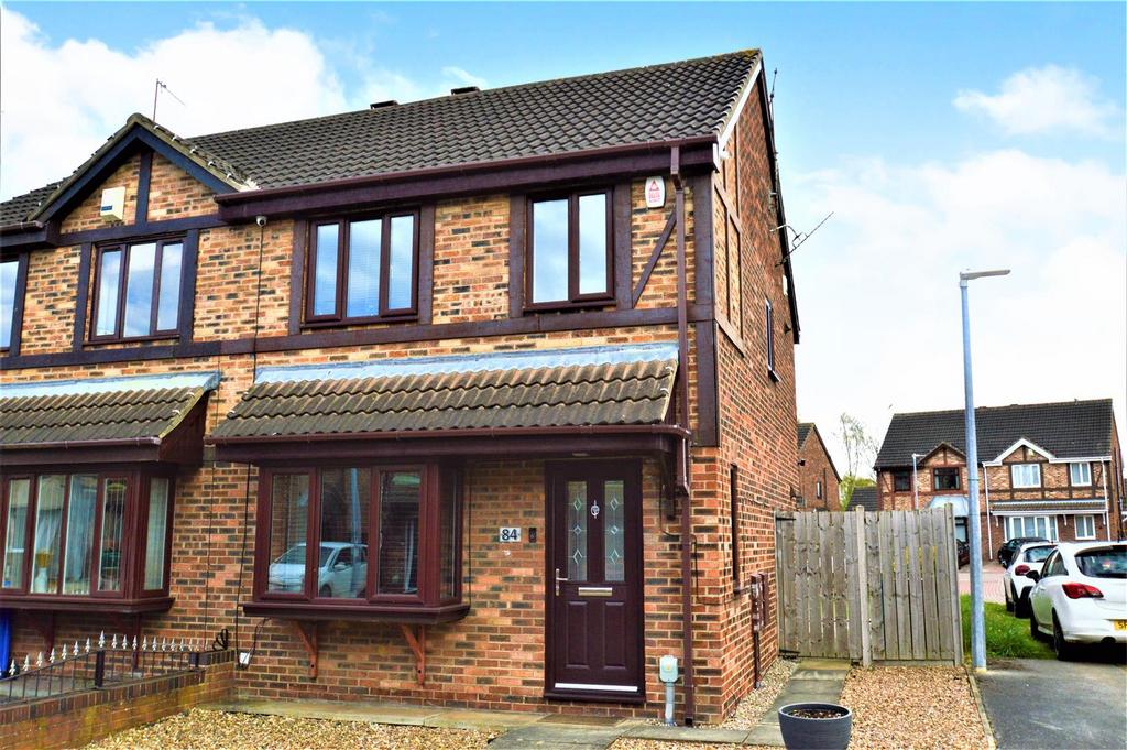 Ashdene Close, Willerby, Hull 3 bed semidetached house for sale £210,000
