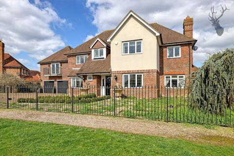 2 Halley Road, Waltham Abbey, EN9 3XR