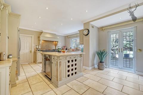 2 Halley Road, Waltham Abbey, EN9 3XR