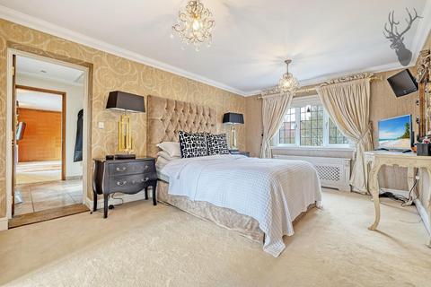 2 Halley Road, Waltham Abbey, EN9 3XR