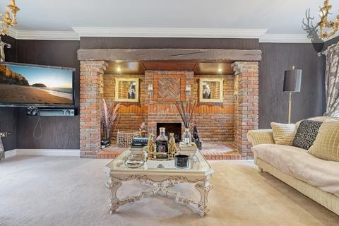 2 Halley Road, Waltham Abbey, EN9 3XR