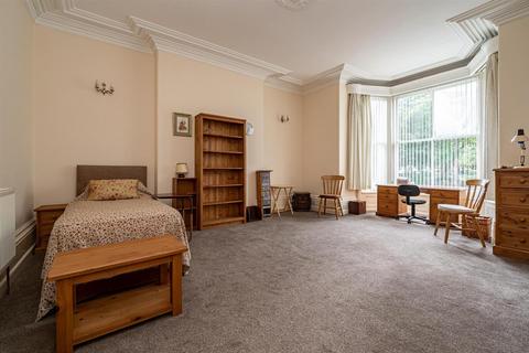 2 bedroom apartment for sale - Railway Street, Hornsea HU18