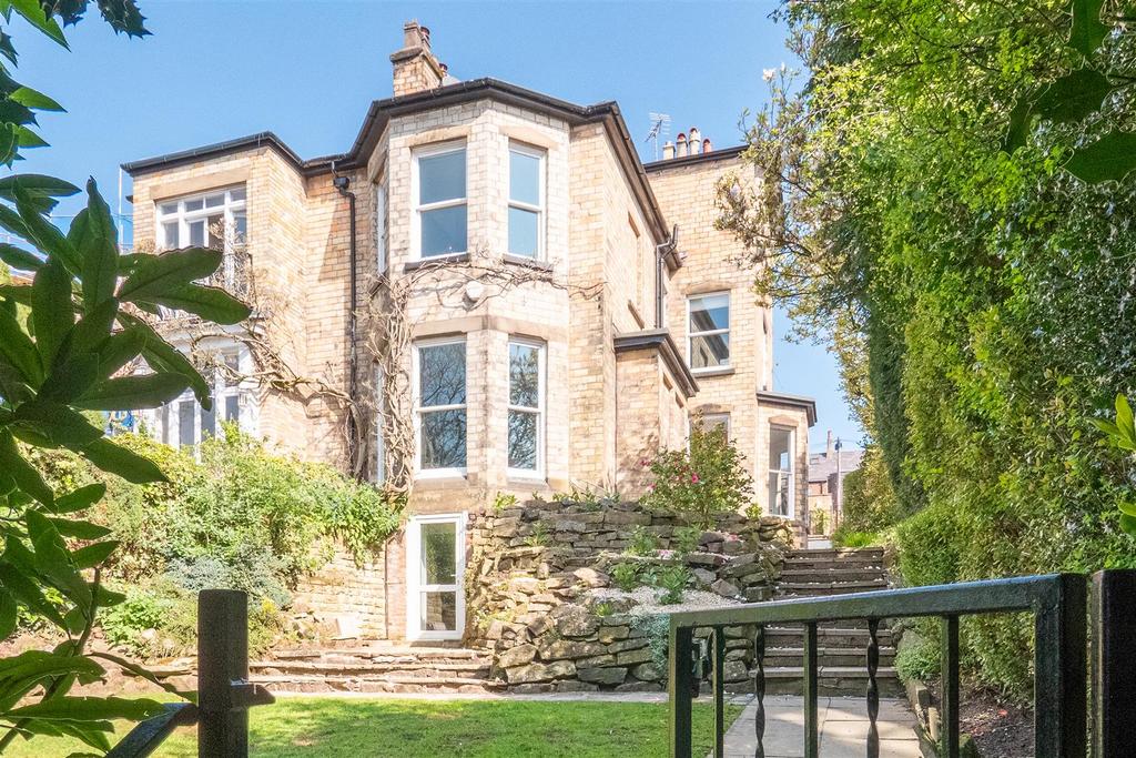 Langham Road, Bowdon, Altrincham 5 bed semidetached house for sale £