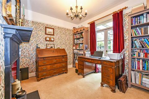 The Manse, 13 Alexandra Road, Andover, SP10 3AD