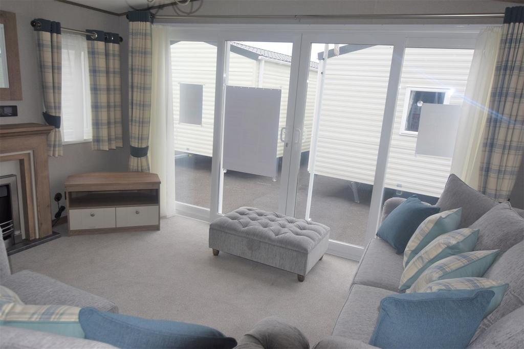 Southfield Lane, Hull HU12 2 bed park home £110,000