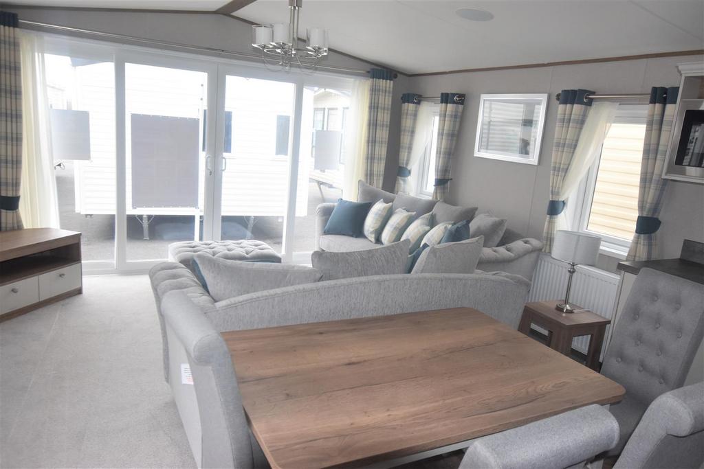 Southfield Lane, Hull HU12 2 bed park home £110,000