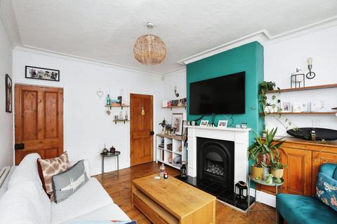 25 Broxholme Road, Sheffield, S8 8TA