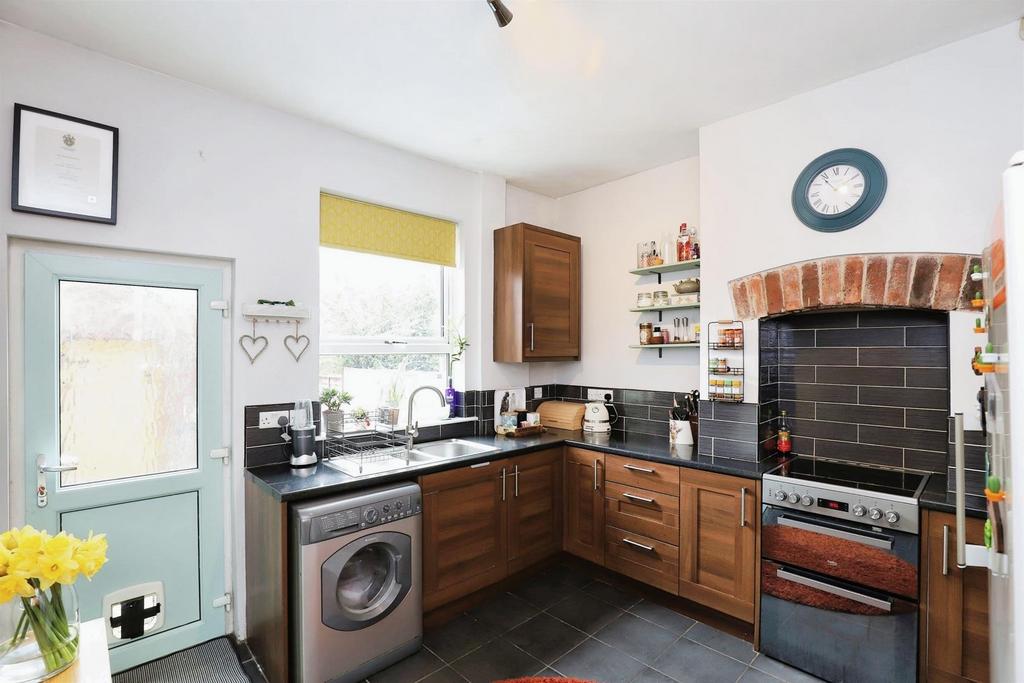 Dining kitchen