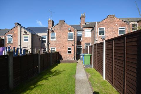 2 bedroom terraced house for sale - Foljambe Road, Chesterfield, S40 1NN