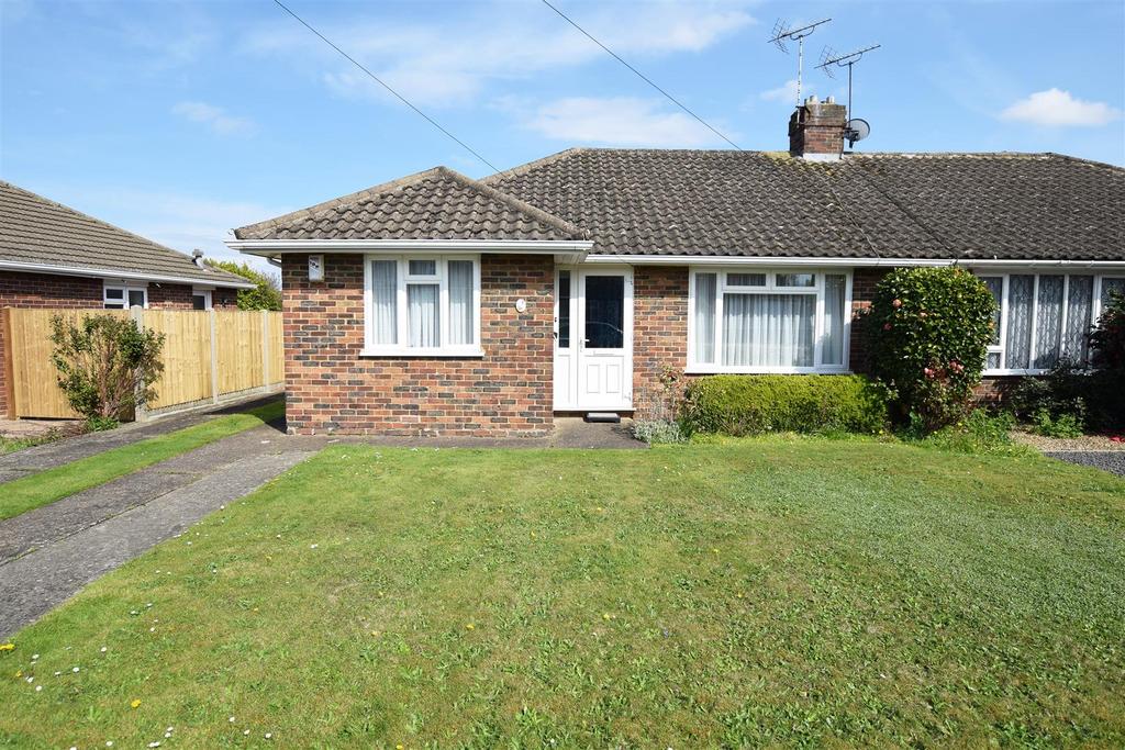 Chalfont Drive, Gillingham 2 bed semidetached bungalow £375,000