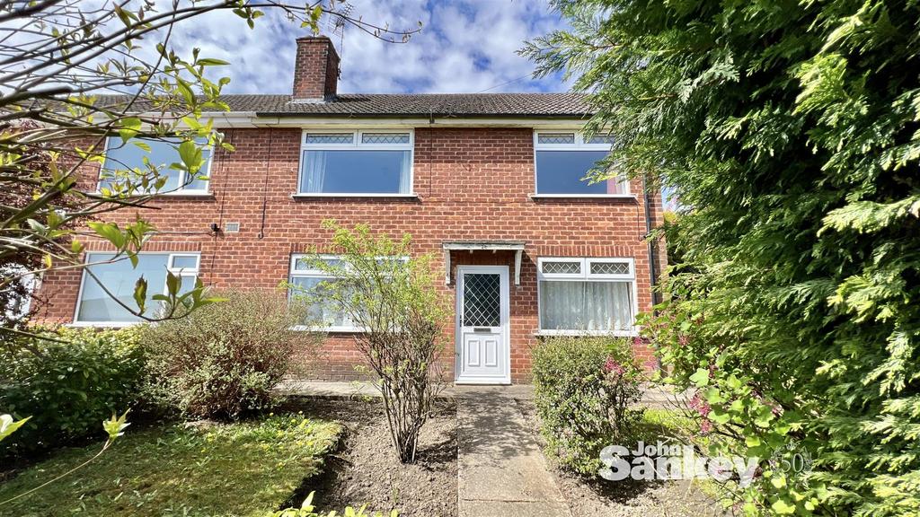 Newboundmill Lane, Pleasley, Mansfield 3 bed semidetached house for
