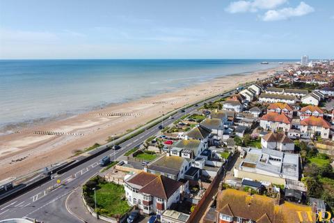 5 bedroom detached house for sale - Brighton Road, Worthing