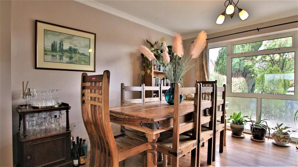 Hillview Lane, Twyning, Tewkesbury 4 bed semidetached house for sale