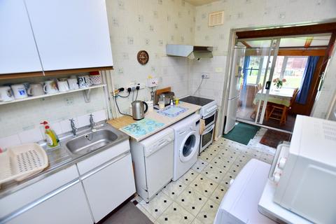 3 Barnfield Avenue, Allesley, Coventry, CV5 9GE
