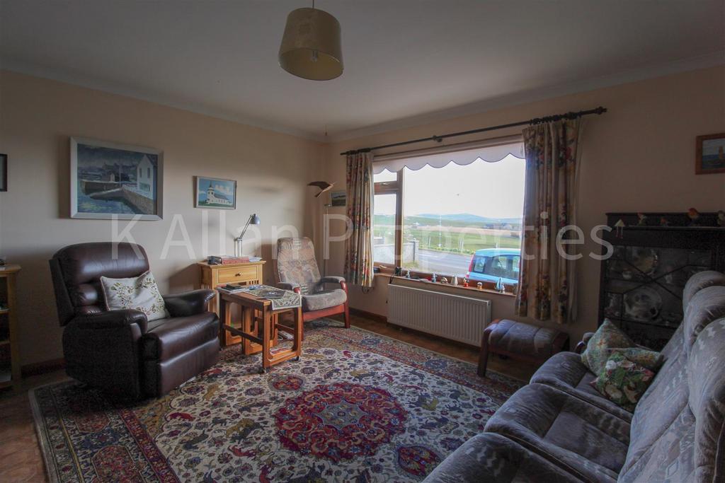 Geniefea, North End Road, Stromness, Orkney 3 bed detached bungalow £