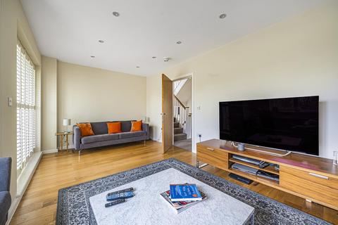 22 Thirleby Road, London, NW7 1BQ