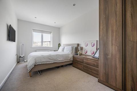 22 Thirleby Road, London, NW7 1BQ