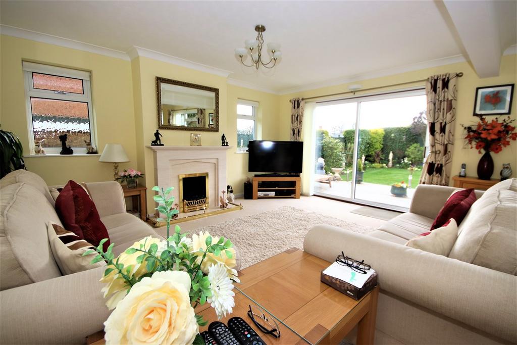 Eastergate, Little Common, BexhillonSea, TN39 3 bed bungalow for sale