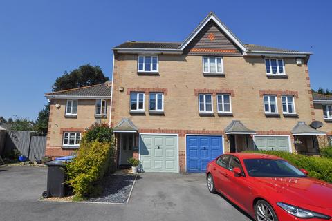 3 bedroom terraced house for sale, Autumn Road, Bournemouth, BH11