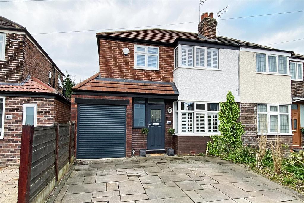 Dudley Road, Timperley 4 bed semidetached house for sale £575,000
