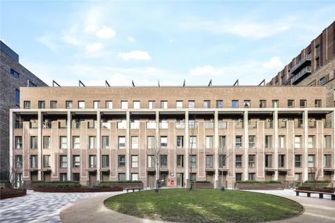 4 bedroom maisonette for sale, Ruffle House, Shipbuilding Way, London, E13