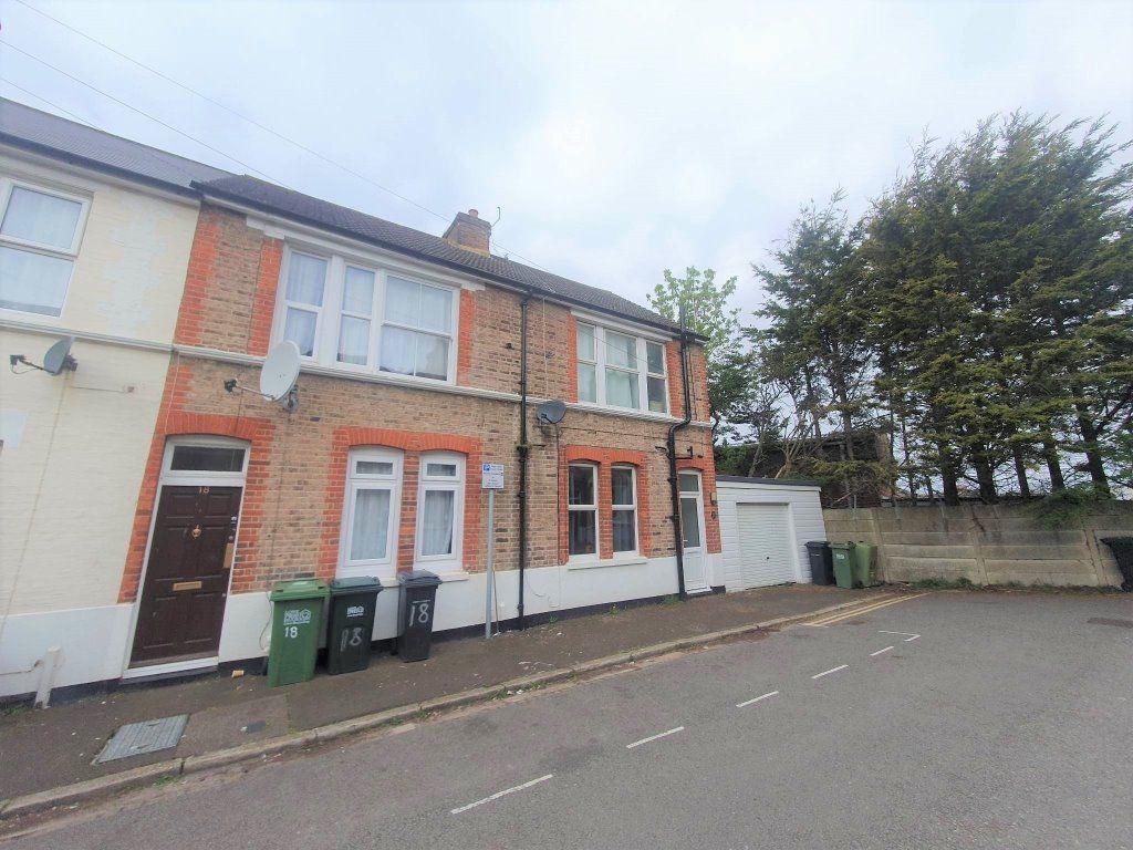 Leopold Road, Bexhill on Sea 3 bed house £1,350 pcm (£312 pw)