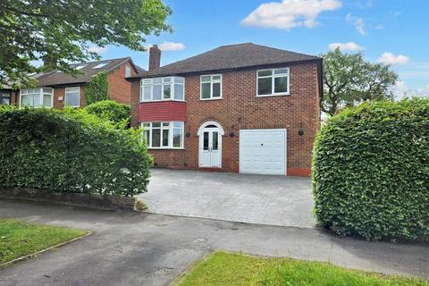 4 bedroom detached house to rent, Wood Lane, Timperley