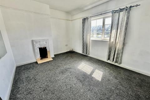 Willowfield Cottage Bagillt Road, Bagillt, CH6 6JB