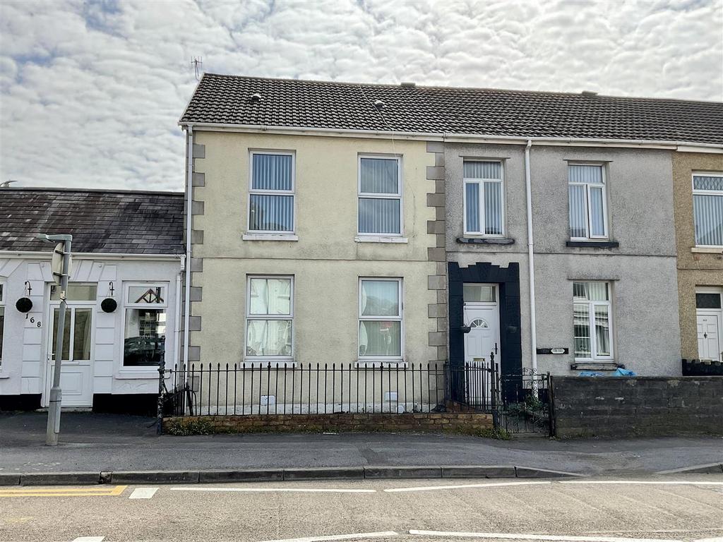 Felinfoel Road, Llanelli 2 bed terraced house £625 pcm (£144 pw)