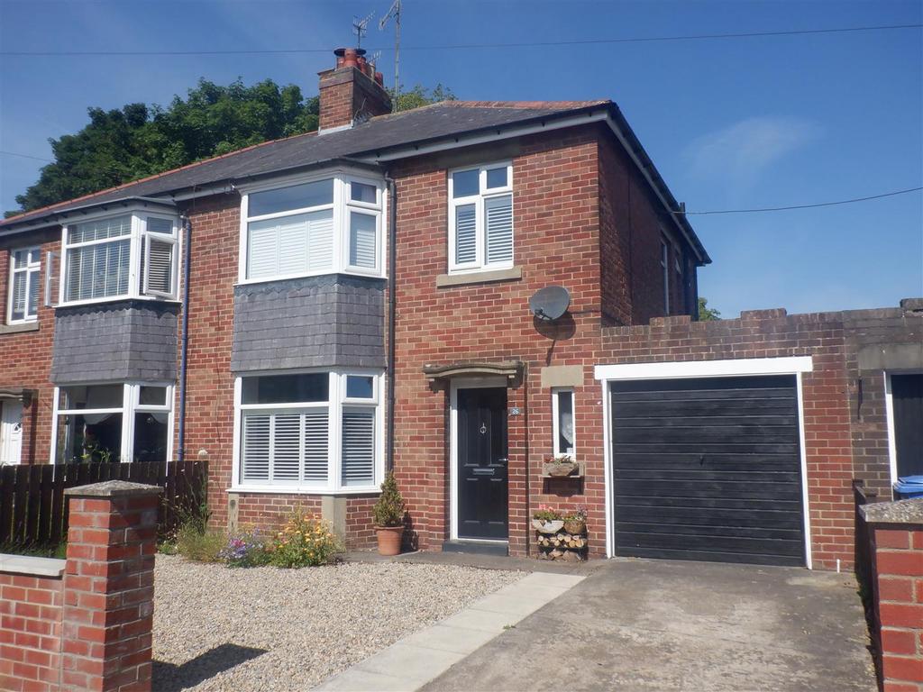 Mitford Road, Morpeth 3 bed semidetached house £1,100 pcm (£254 pw)