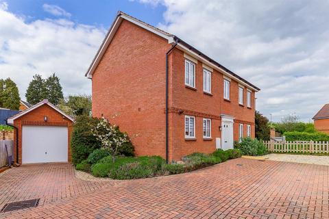 2 Fieldview Drive, Powick, Worcester, WR2 4ST