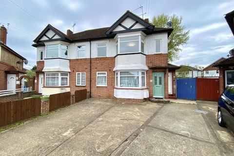 12a Avon Close, Hayes, UB4 9AH