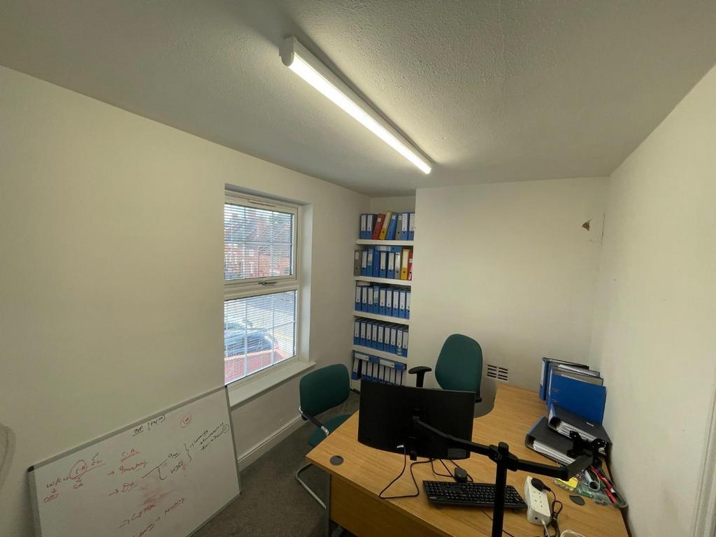 Office 3.jpg