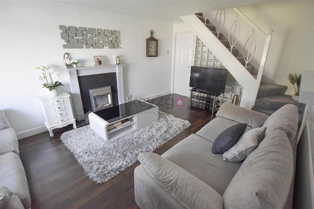 Highwood Place, Eckington, Sheffield, S21 2 bed terraced house for sale