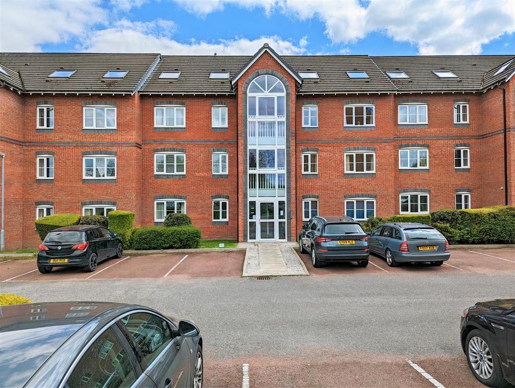 Manley Park, Guest Street, Leigh 2 bed flat for sale £110,000