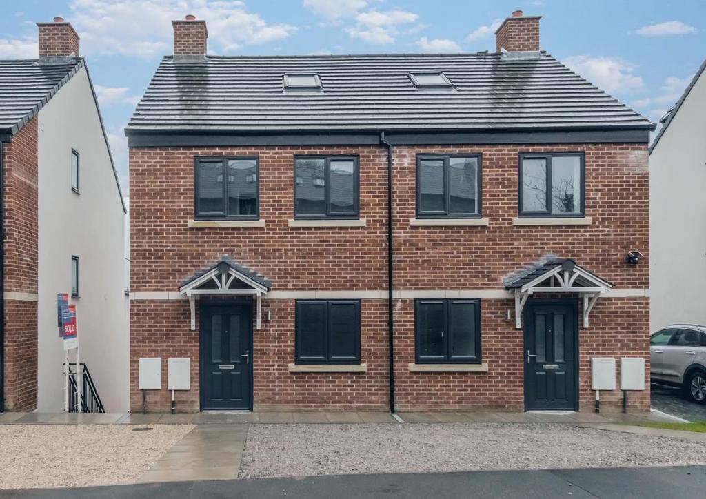 47 Fawcett Lane, Leeds 5 bed house £340,000