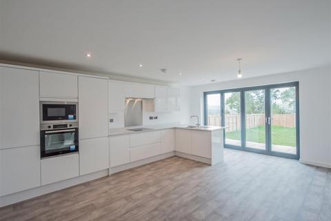 5 bedroom house for sale, 47 Fawcett Lane, Leeds