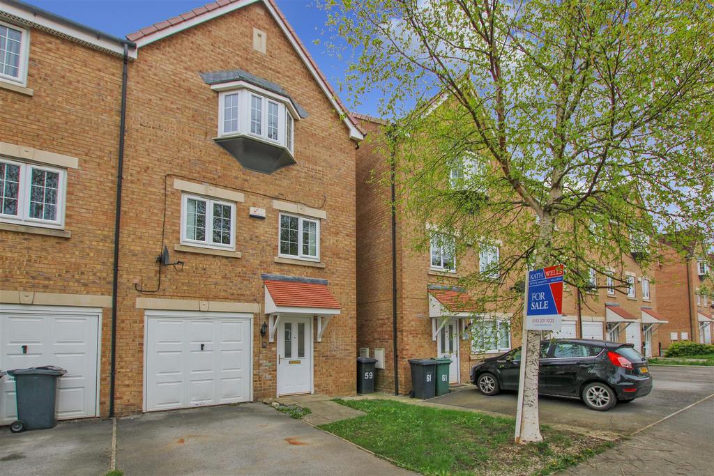 Dunlop Avenue, Leeds 4 bed house for sale £267,995