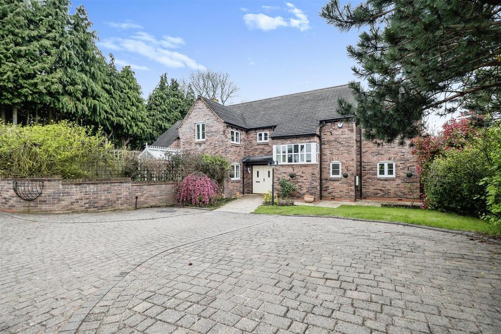 Blake Street, Four Oaks, Sutton Coldfield 4 bed detached house £950,000