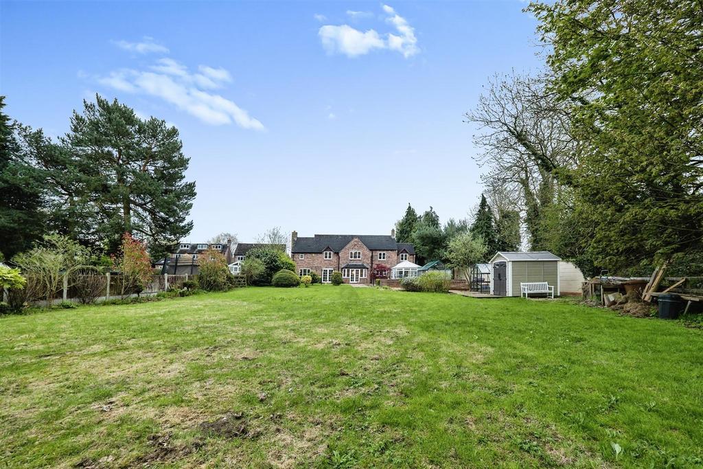 Blake Street, Four Oaks, Sutton Coldfield 4 bed detached house £950,000