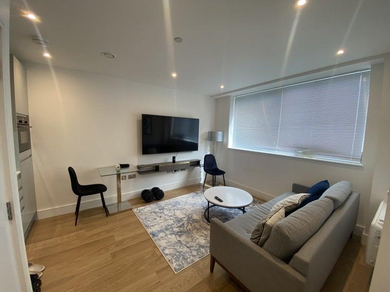 Papermill House, 363 South Street, Romford 1 bed flat £1,500 pcm (£346 pw)