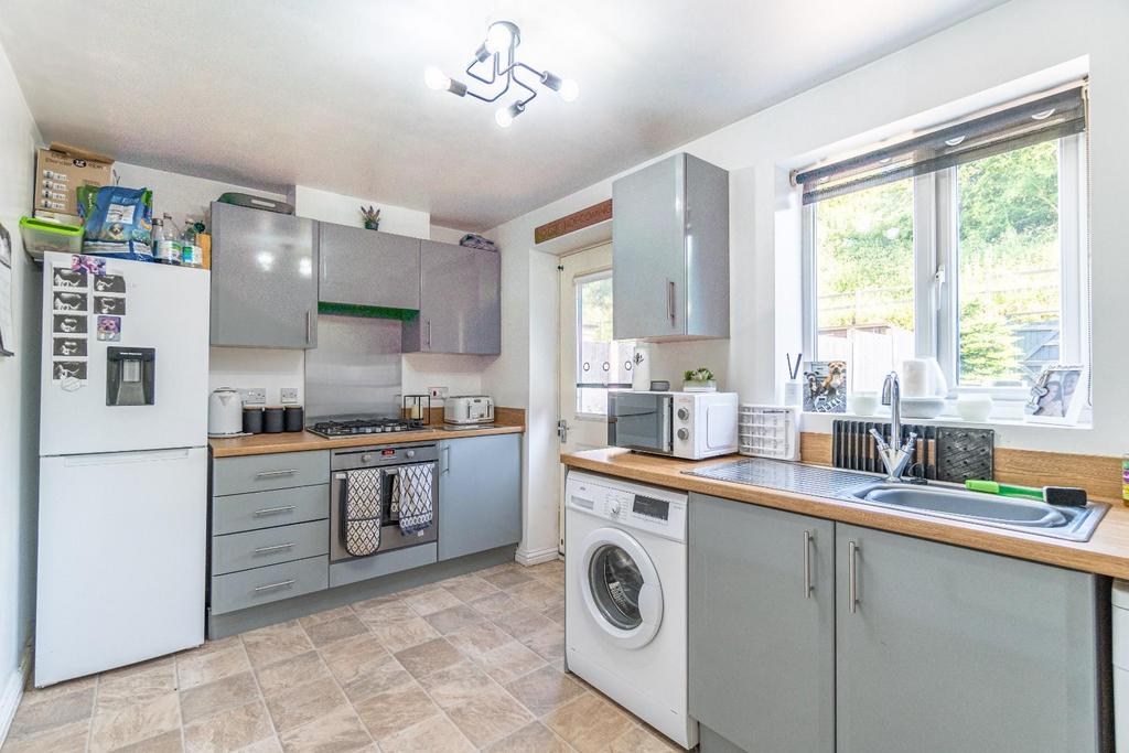 Goodrich Mews, Gornal 2 bed terraced house £180,000