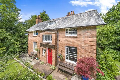 3 bedroom detached house for sale, Doddiscombsleigh, Exeter