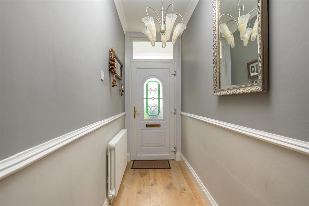 230419 - 8 Campbell Road, Bedford - 04.jpg