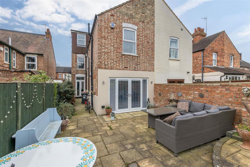 230419 - 8 Campbell Road, Bedford - 20 - Copy.jpg